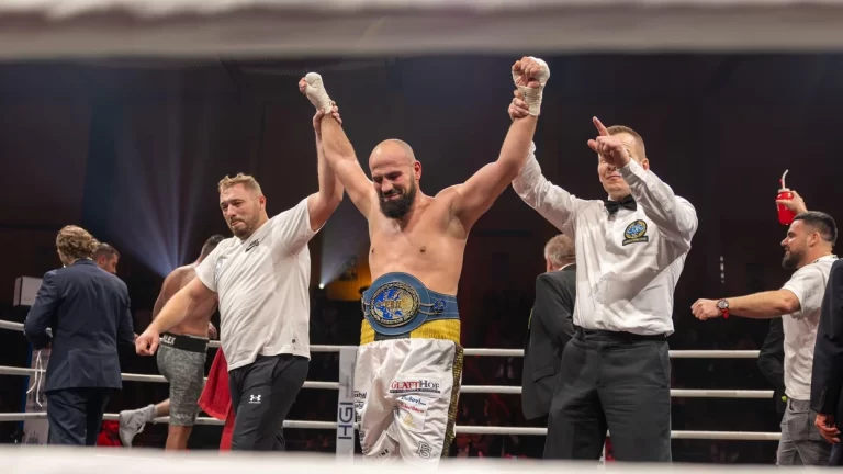 Dream Boxing Series in Lahr, Germany. Xhoxhaj defends EBU title with a thunderous fourth-round knockout.